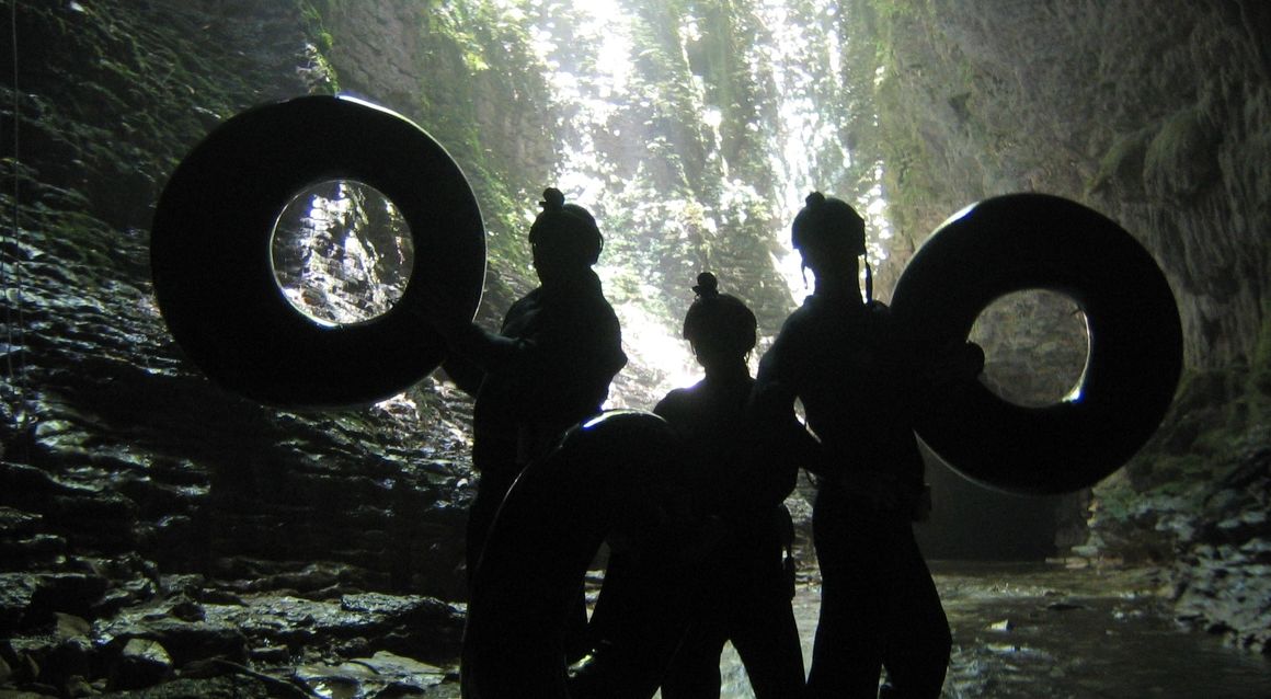 About Kiwi Cave Rafting